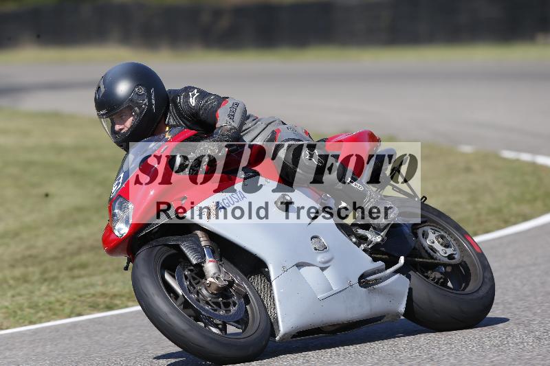 /Archiv-2025/49 26.08.2025 Cornu Master School ADR/gruen-vert/3